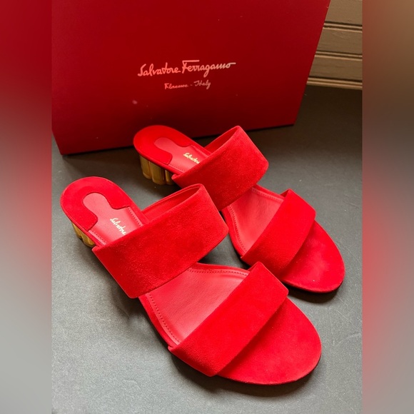 Salvatore Ferragamo Belluno Suede Sandals Women’s Size 9.5 Red W Box - Picture 6 of 11